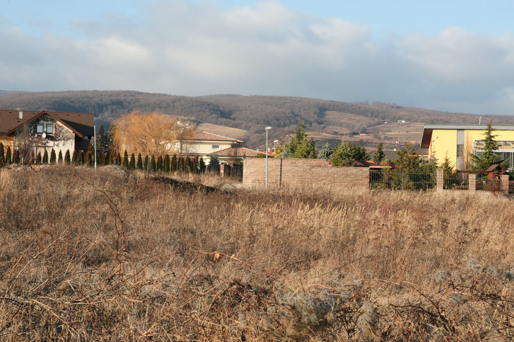 Predané: Rozostavaná luxusná vila na konci Limbachu-25