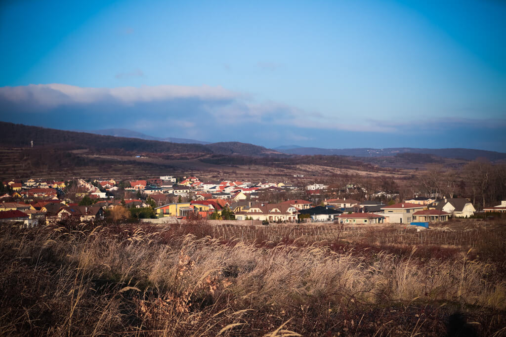 Predané: Rozostavaná luxusná vila na konci Limbachu-13