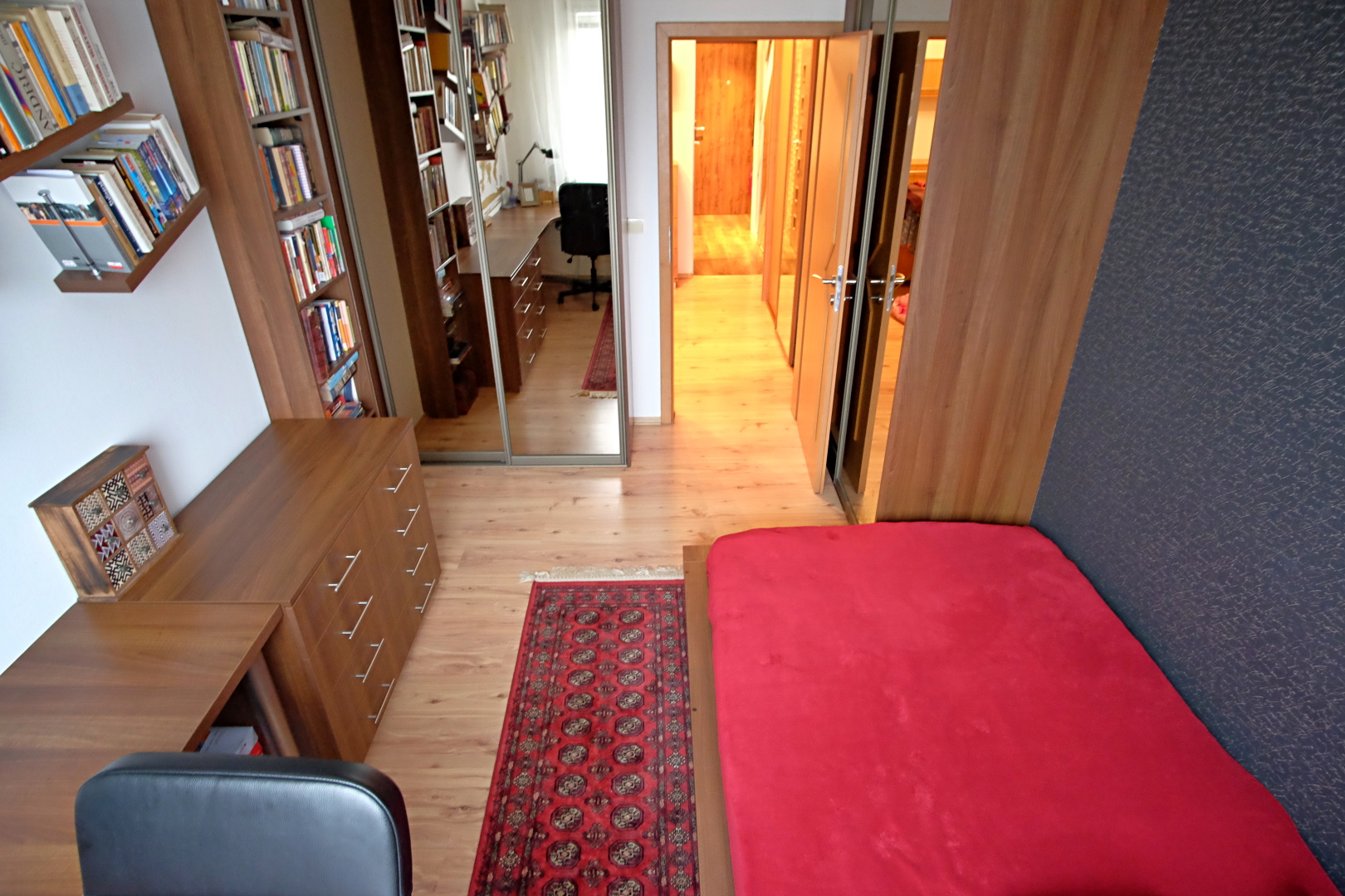 Predané – 3 izbový byt na Budatínskej ulici-11
