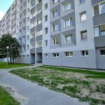 PREDANÉ – Na predaj príjemný 4 izbový byt v lokalite plnej zelene na Vyšehradskej ulici Bratislava- Petržalka.-0