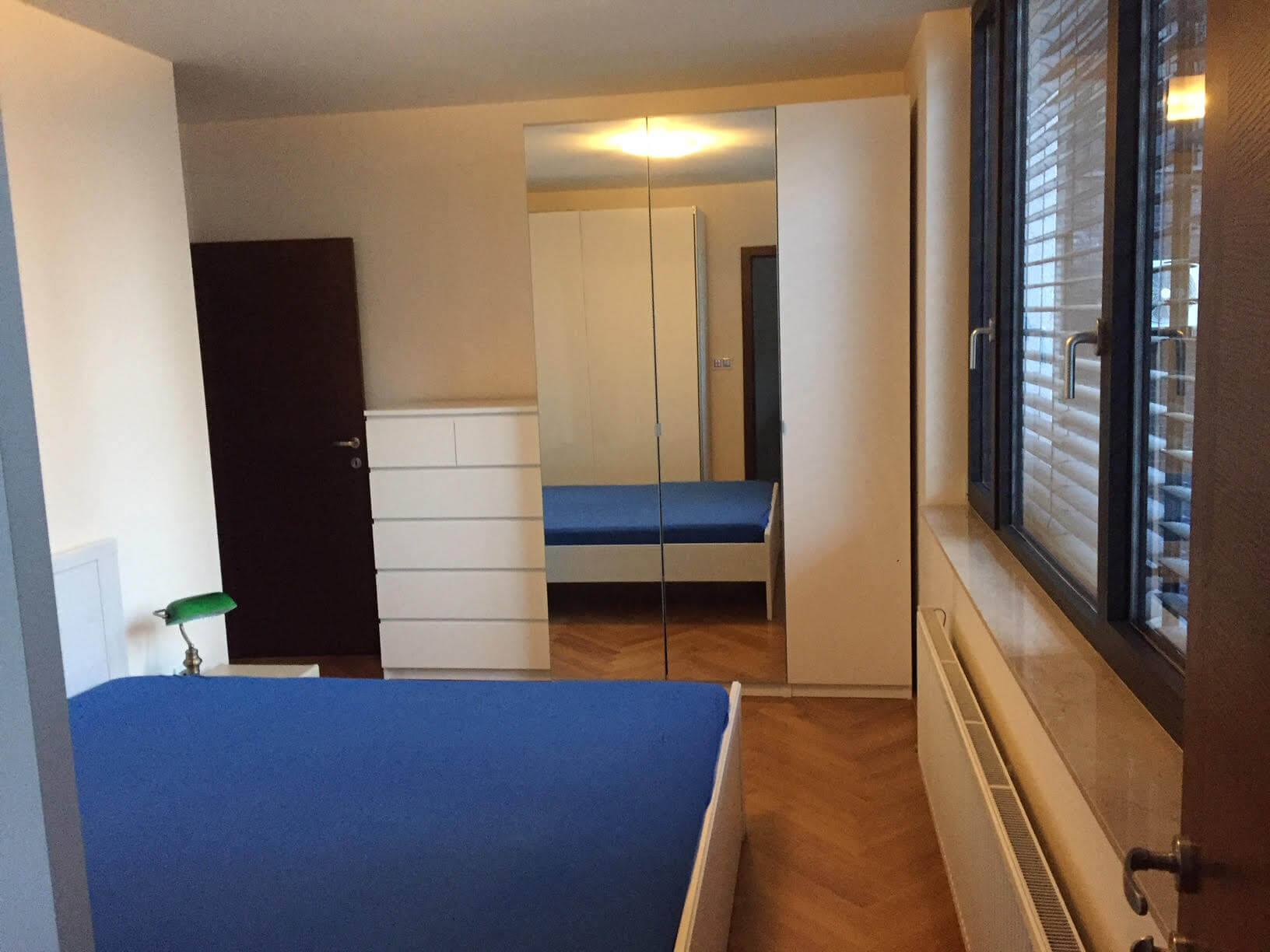 Prenajaté: Luxusný 3 izbový byt v centre BA, 88m2, Dunajská 48, balkón 6m, garážové státie,klimatizácia, krb-5