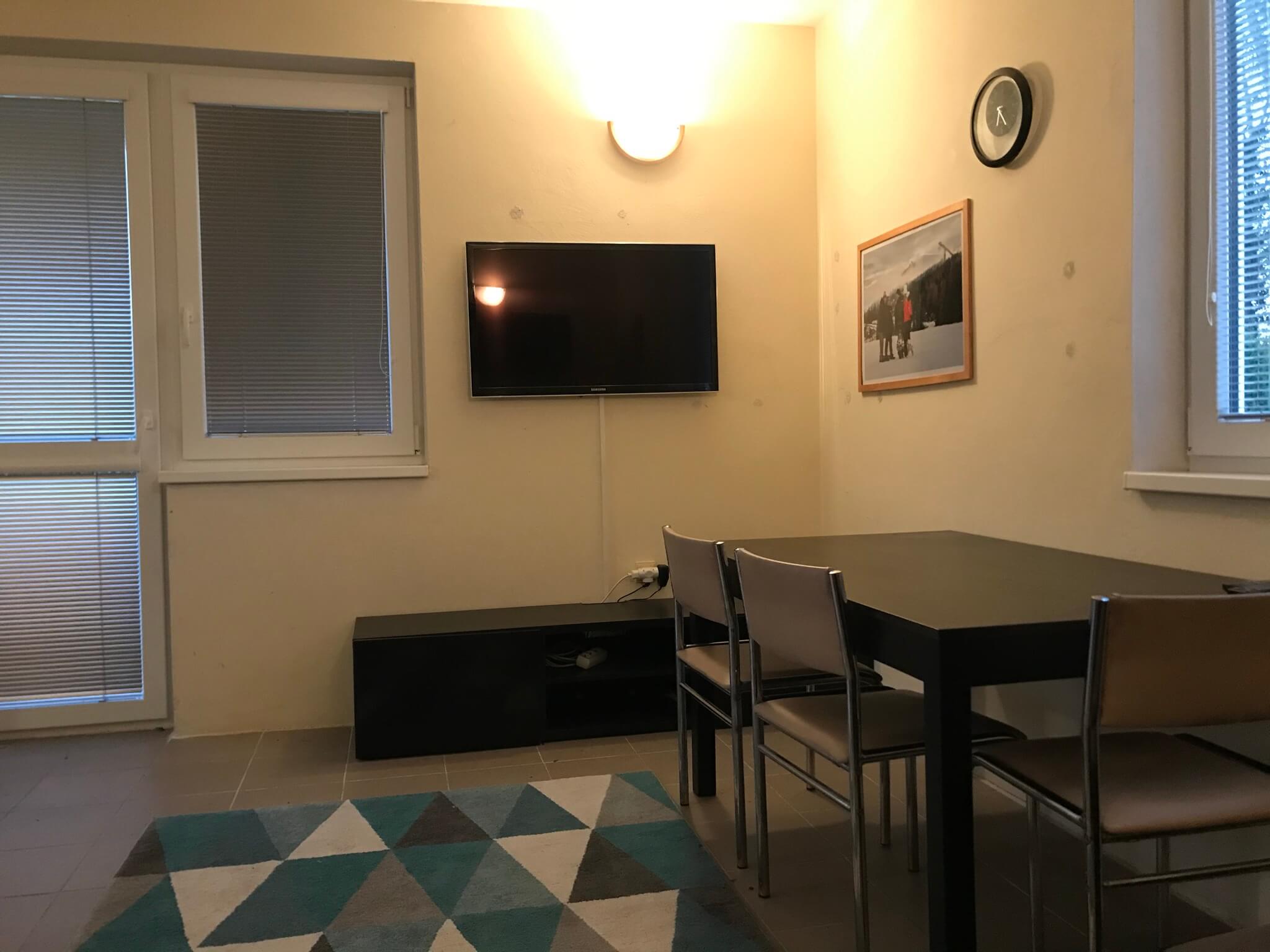 Predané: Exkluzívne 3 izbová chata o výmere 70m2 s 300m2 pozemkom, 2 podložná, v Gabčíkove pri hrádzi, kompe-17