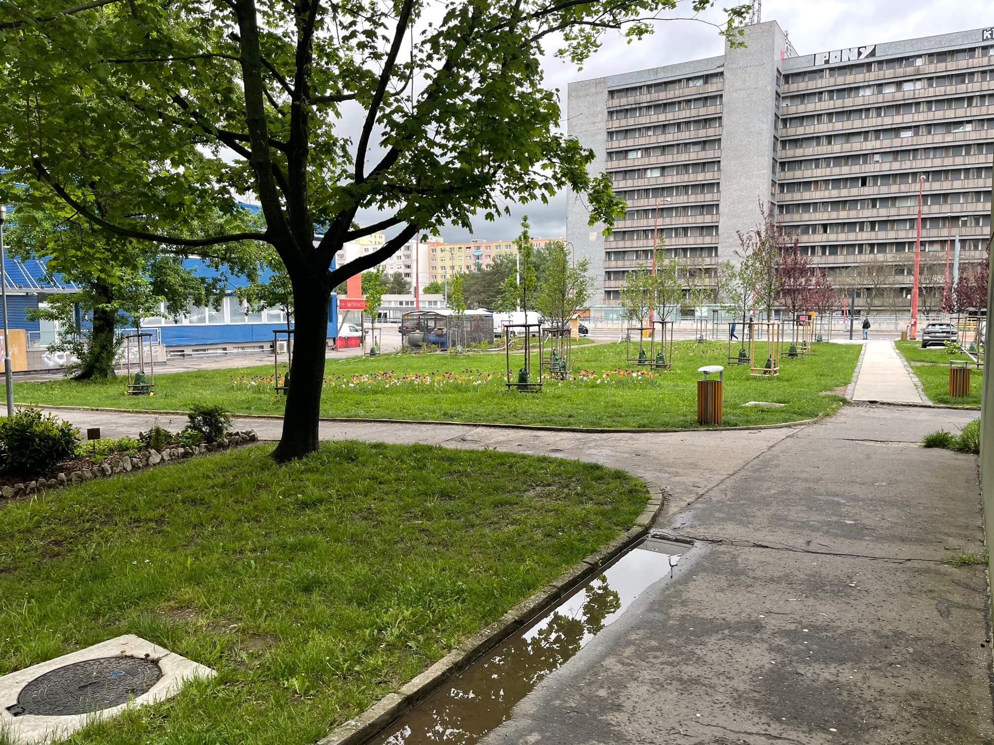 Predané: Exkluzívne na predaj zrekonštruovaný 2 izbový byt, 48m2, Fedáková 12, Dúbravka, pri OC Saratov-4