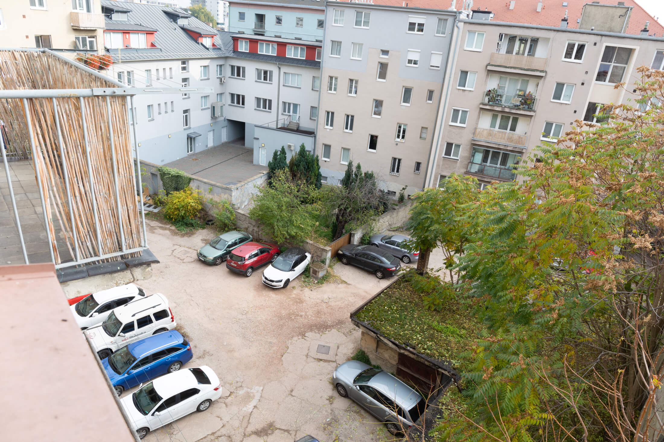 Exkluzívne na predaj 4 izbový byt, pôvodny stav, 92m2, Zahradnícka 52 – Ružinov-28