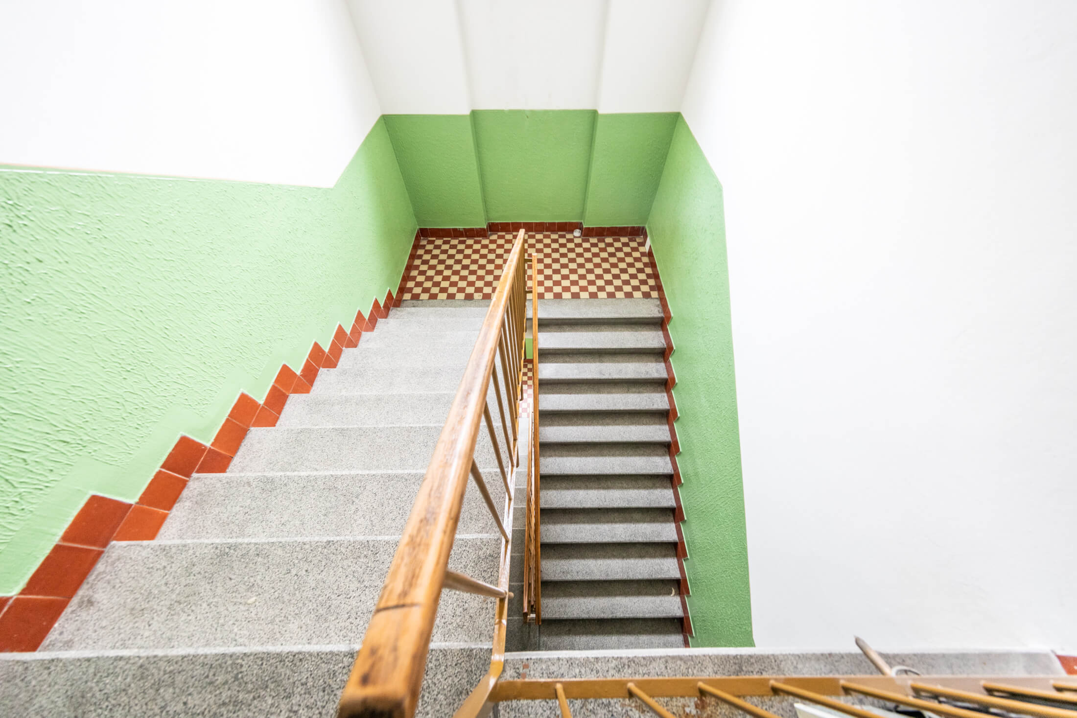 Exkluzívne na predaj 4 izbový byt, pôvodny stav, 92m2, Zahradnícka 52 – Ružinov-41