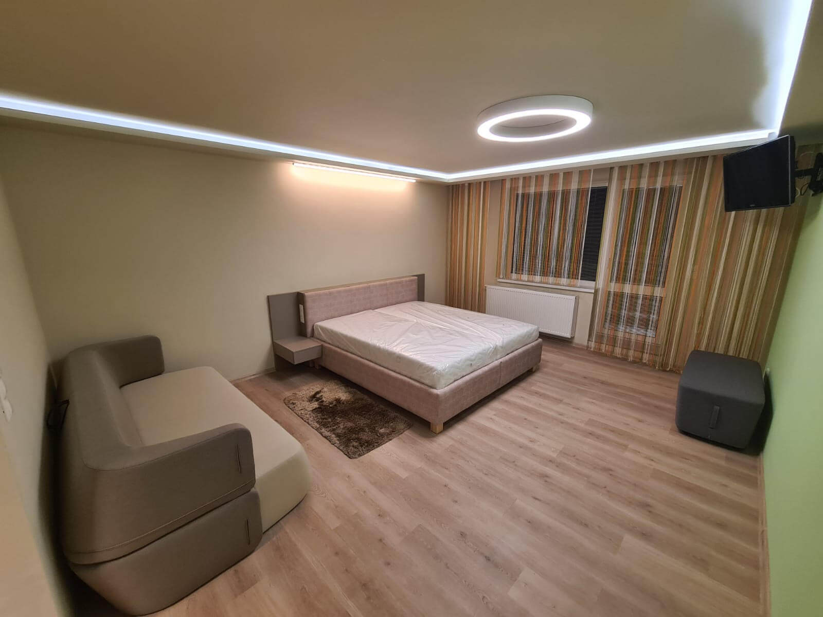 Predaný: Na predaj 4 izbový byt, Veľký Slavkov okres Poprad (2km od Starý Smokovec, Tatry) úžitková 141,78m2, terasa 35,9m2-5