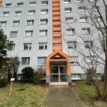 Prenajaté: Izby na prenájom v 3 izbovom byte, Karlovka, Kolísková 6 v Bratislave, 300€ izba, izba má 20m2 s  balkónom,-11