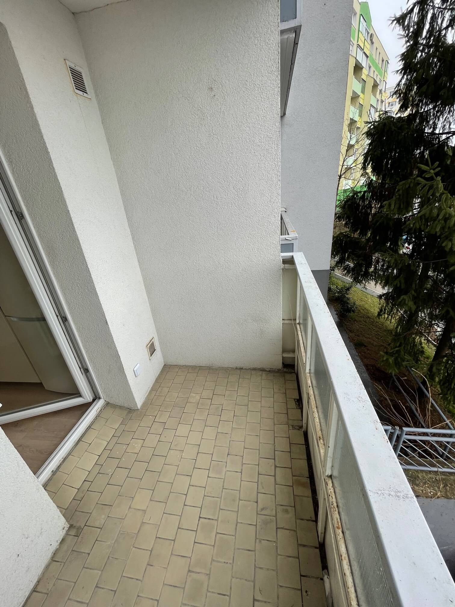 3 izbový byt, 70 m2, 2x balkón, kompletne zrekonštruovaný, Kolísková, Bratislava-18